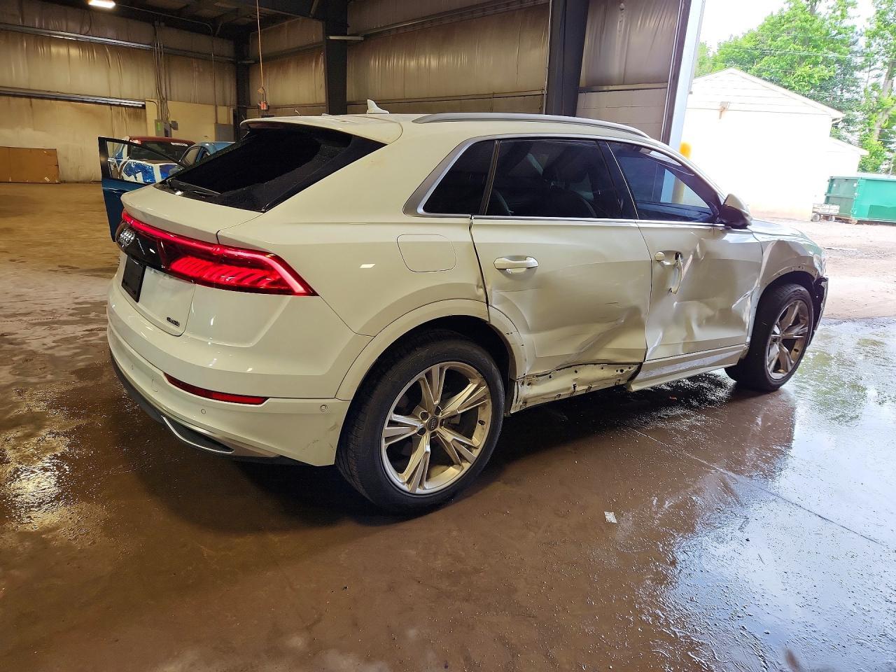 2019 Audi Q8 Premium Plus - Фото 3