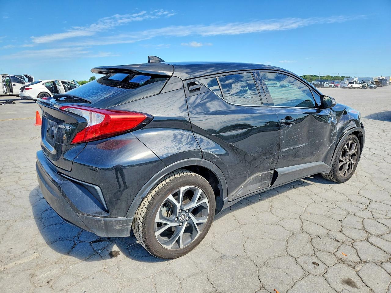 2019 Toyota C-Hr Limited - Фото 3
