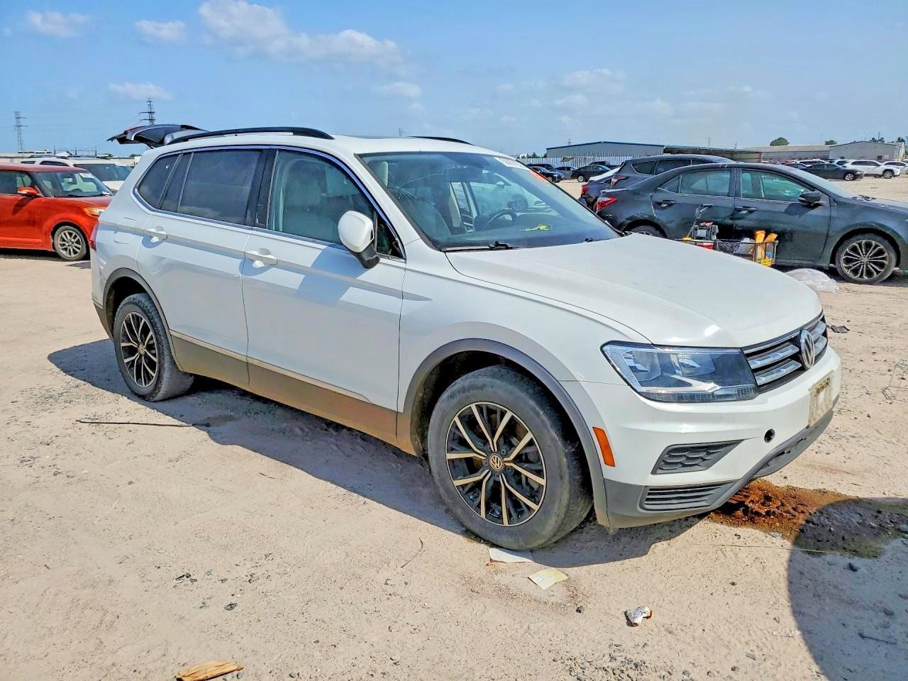 2021 Volkswagen Tiguan Se - Image 4