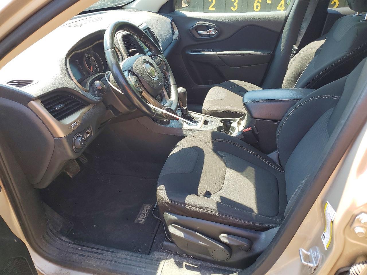 2015 Jeep Cherokee Latitude - Фото 7