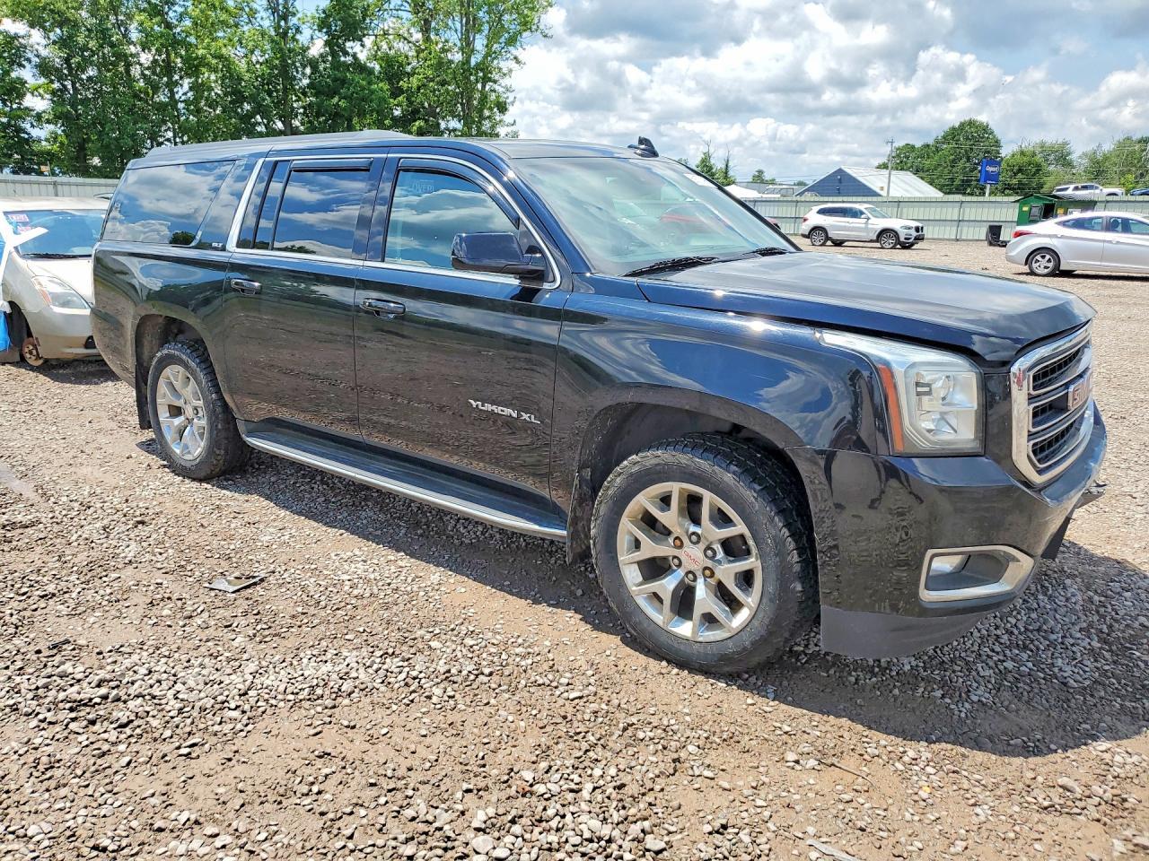 2016 GMC Yukon Xl K1500 Slt - Image 4