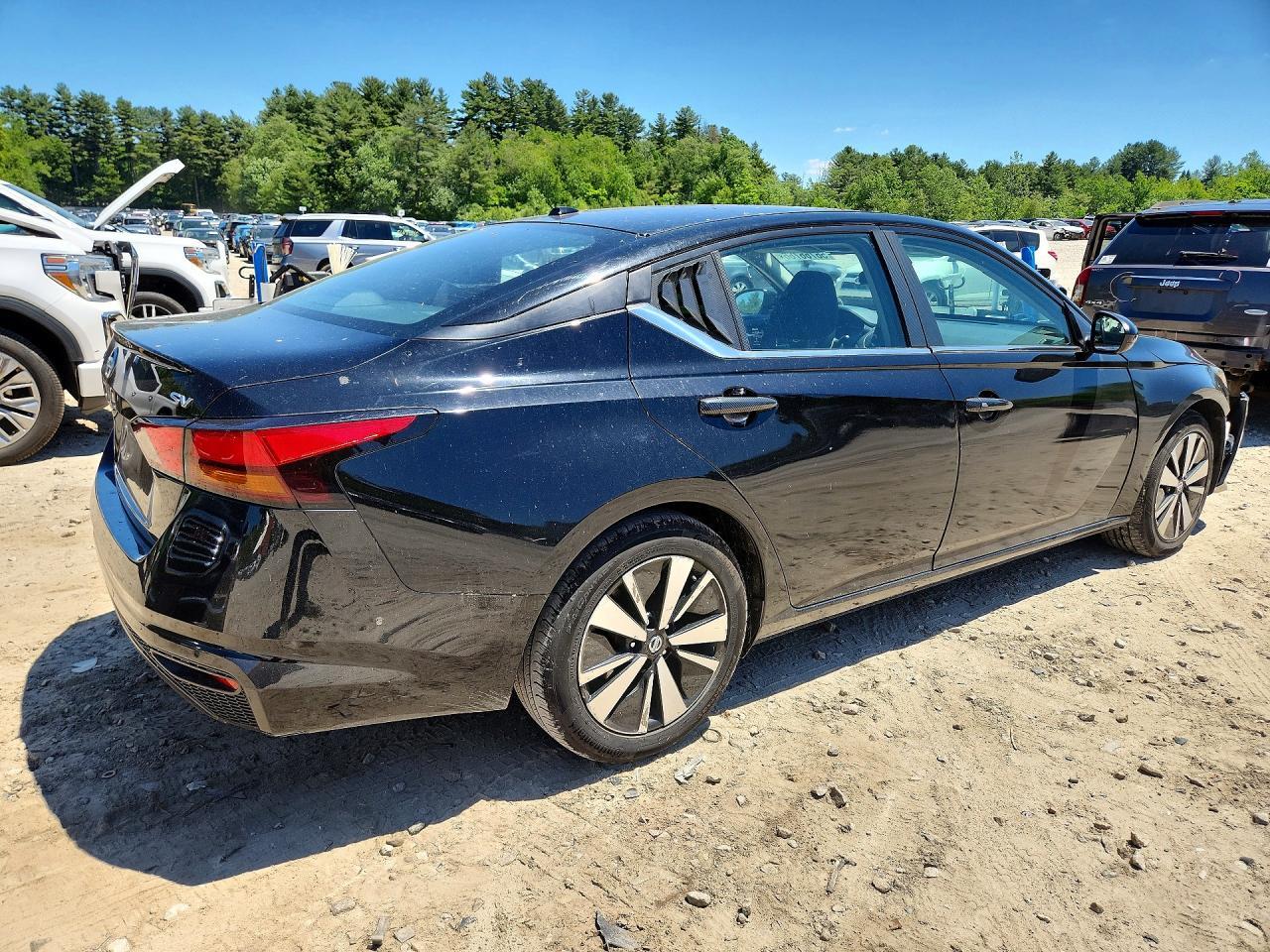 2021 Nissan Altima Sv - Image 3