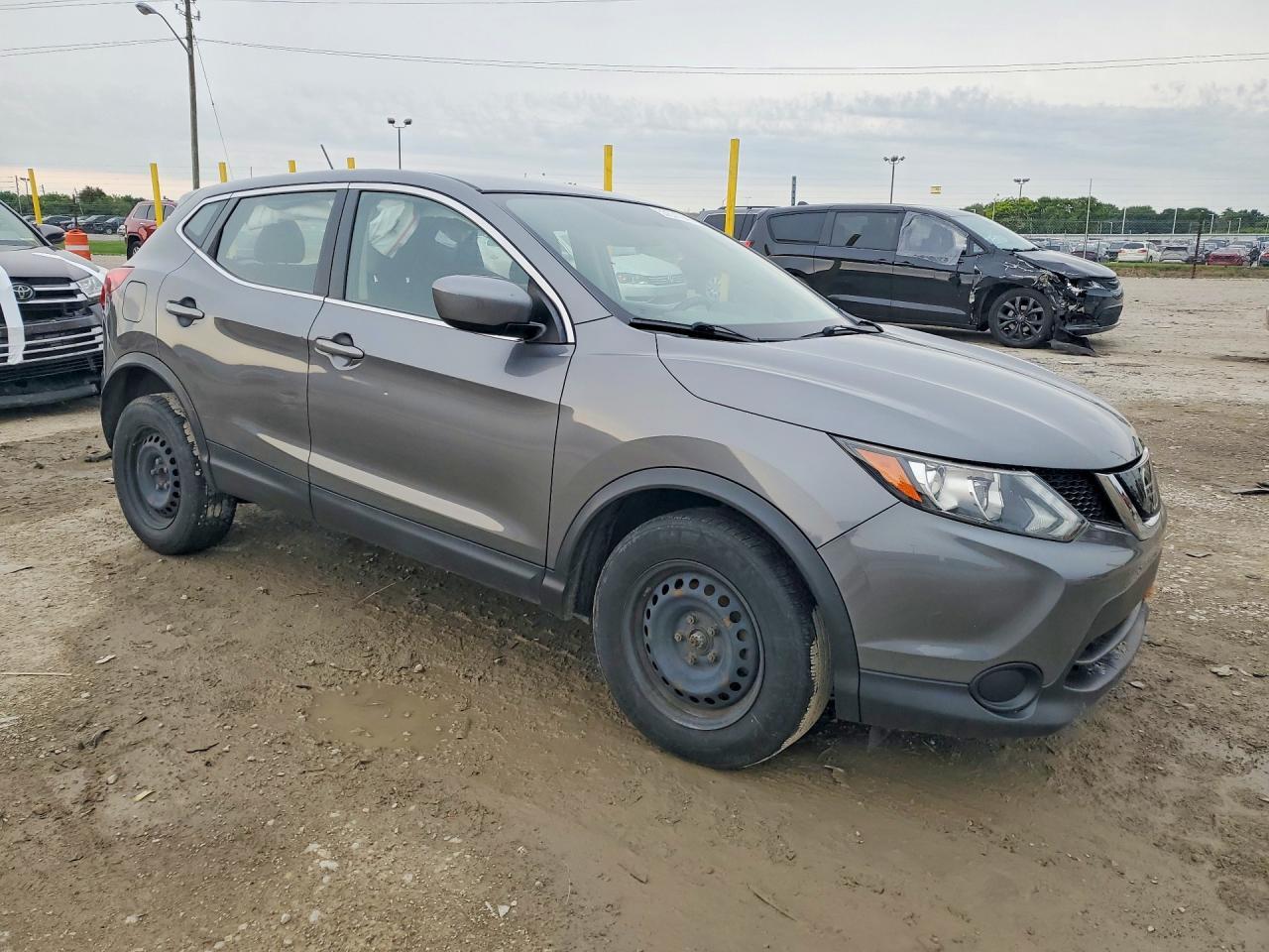 2019 Nissan Rogue Sport S - Image 4