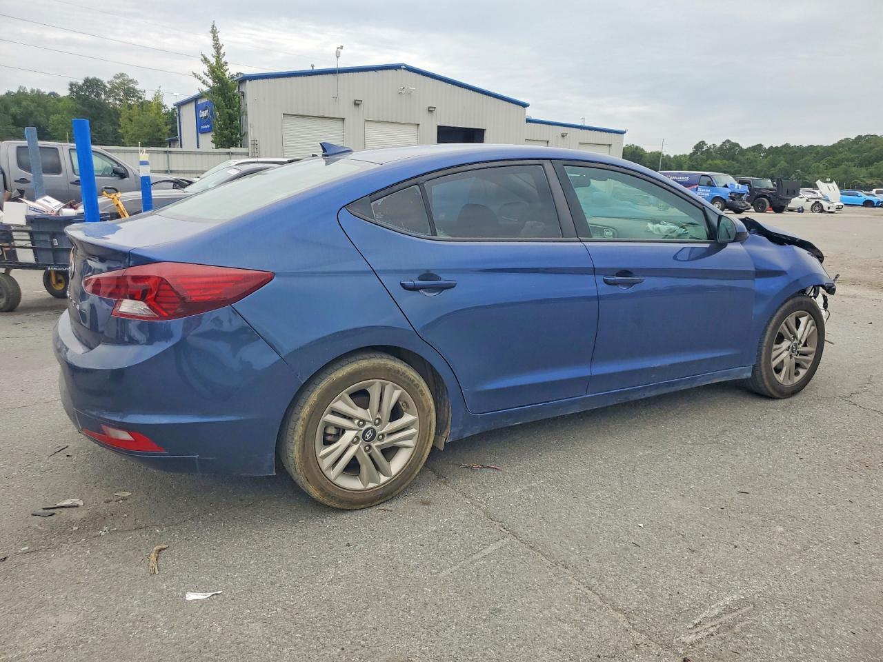 2020 Hyundai Elantra Sel - Image 3