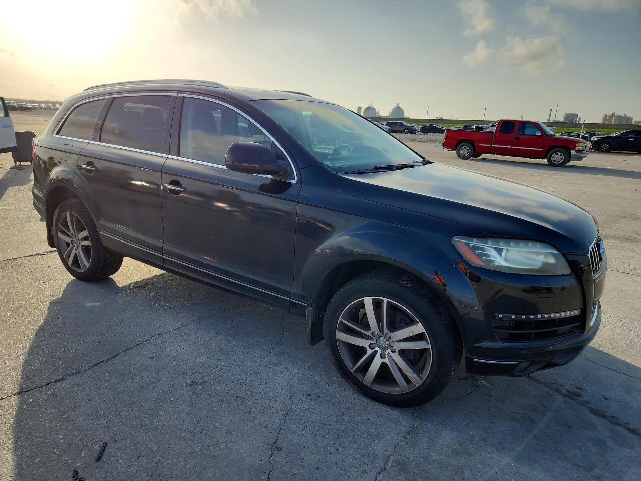 2013 Audi Q7 Premium Plus - Фото 4