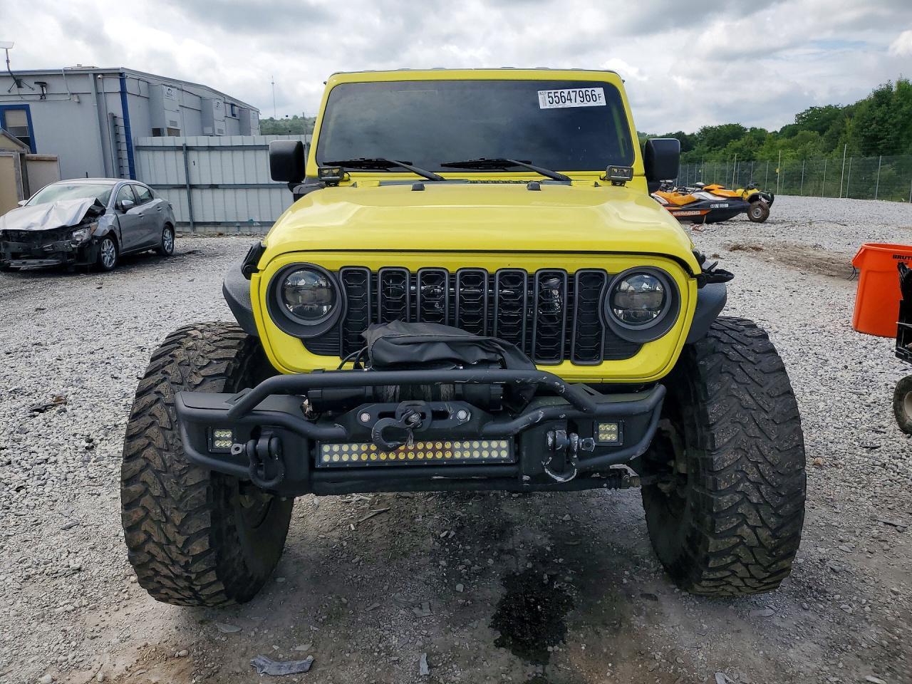 2024 Jeep Wrangler Sport - Image 5