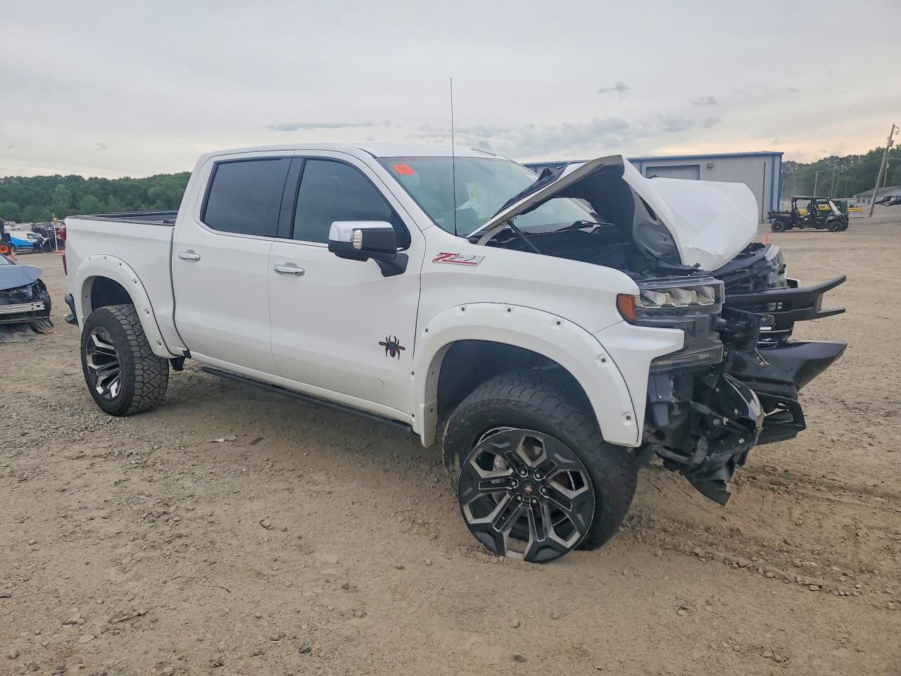 2020 Chevrolet 1500 - Image 4