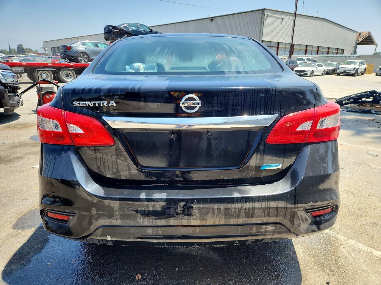 2018 Nissan Sentra S - Фото 6