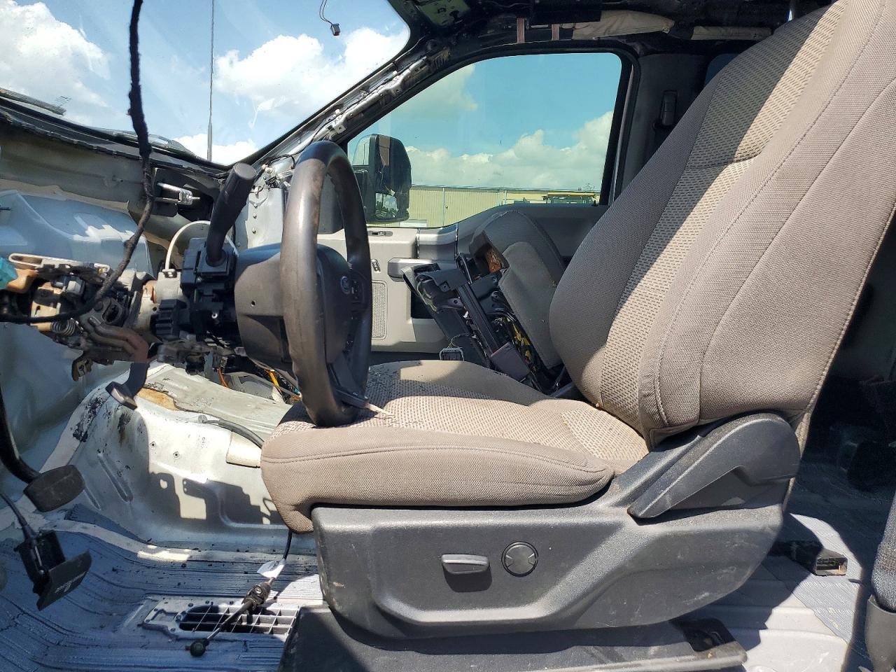 2021 Ford F250 Super Duty - Фото 7