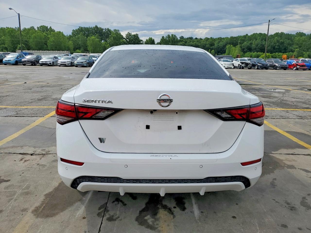 2020 Nissan Sentra S - Image 6