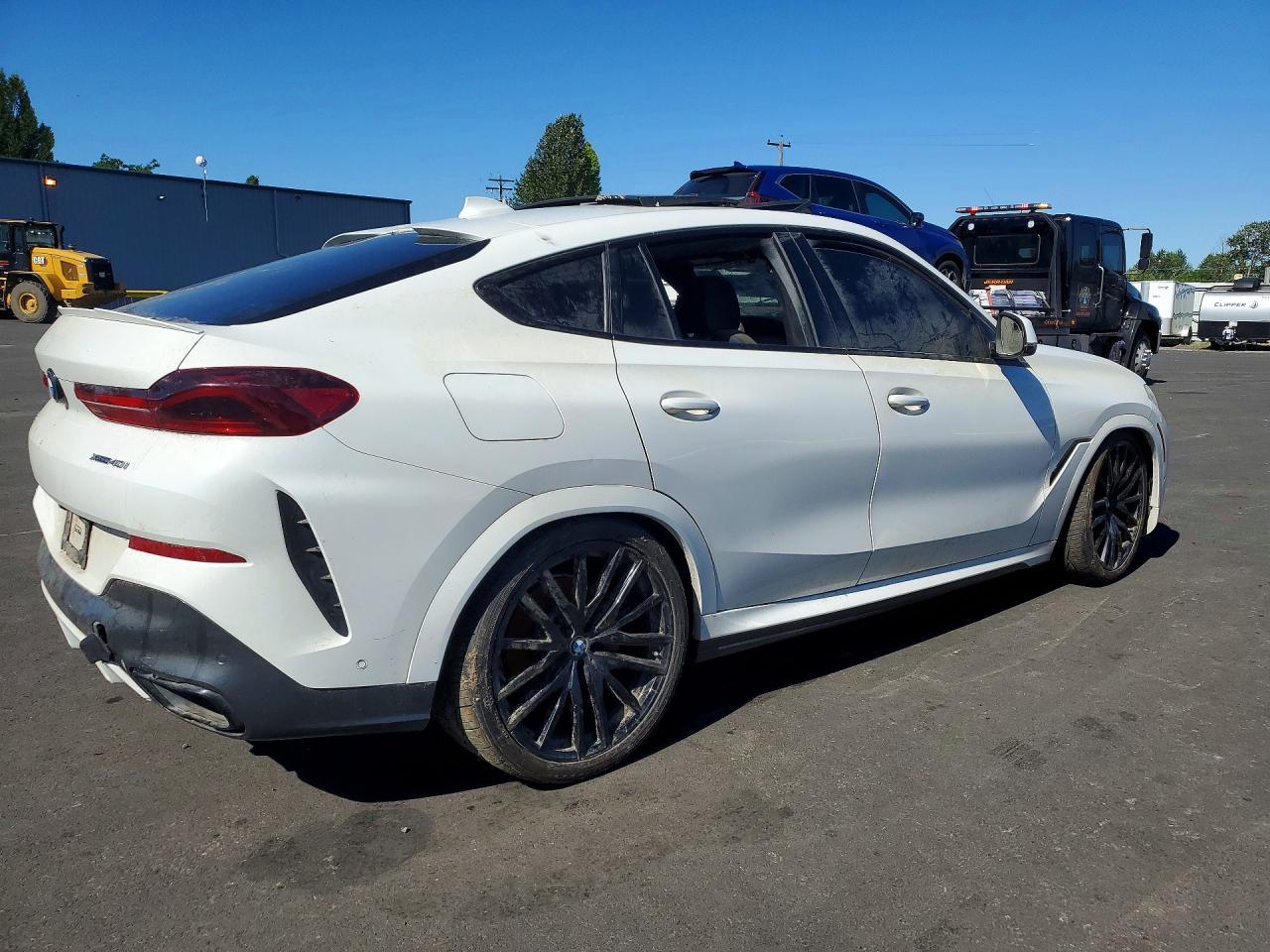 2022 BMW X6 xDrive40I - Фото 3