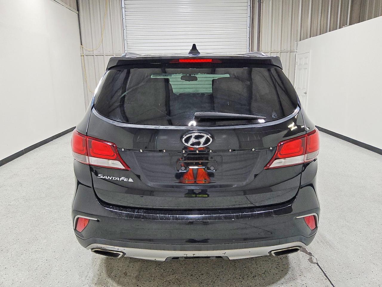 2017 Hyundai Santa Fe Se - Фото 6
