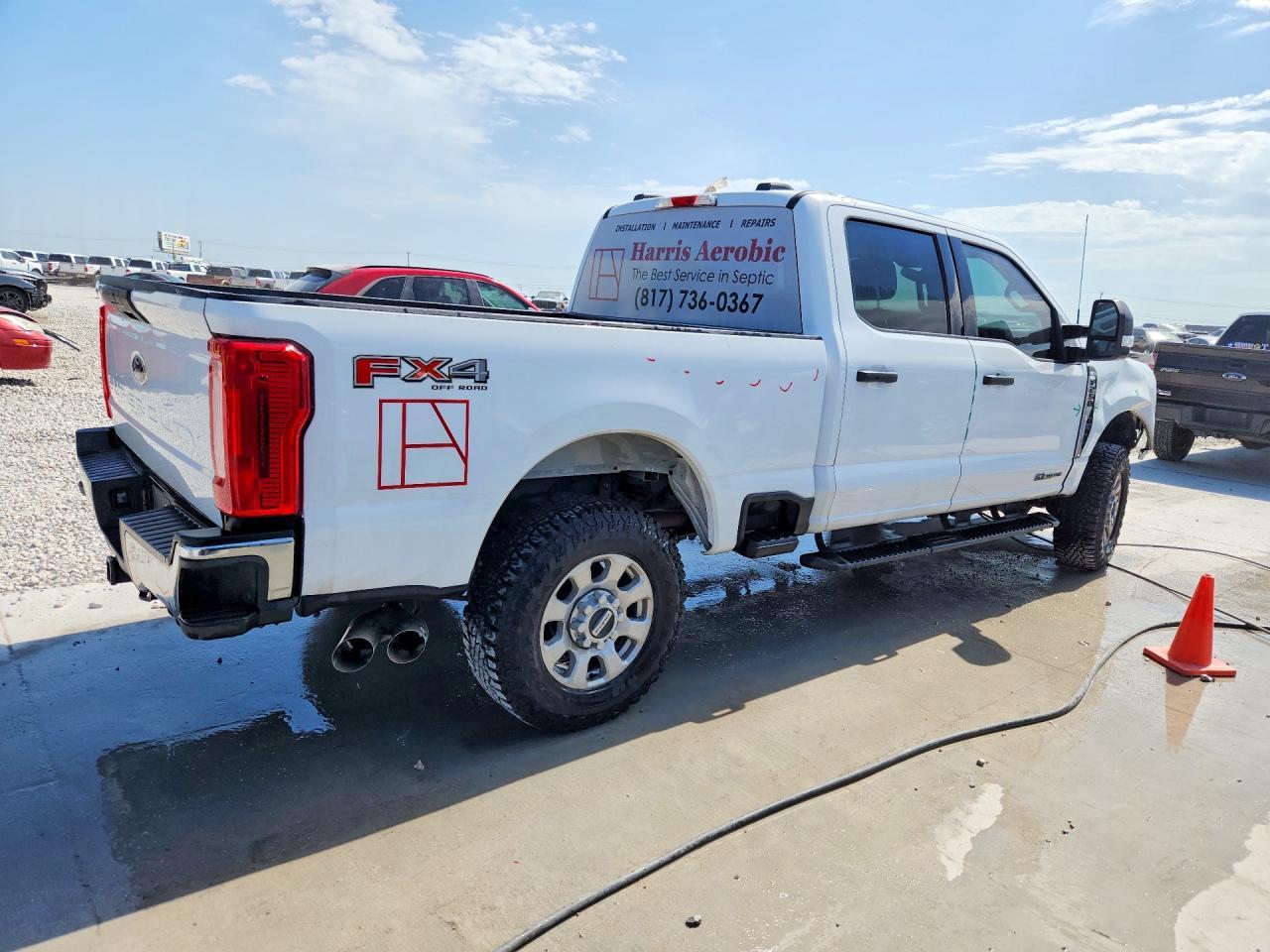 2024 Ford F250 Super Duty - Image 3