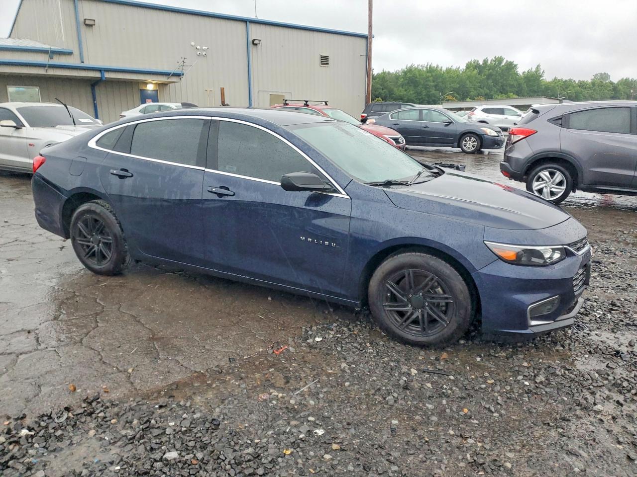 2018 Chevrolet Malibu Ls - Image 4