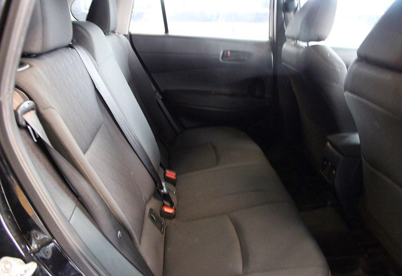 2024 Toyota Corolla Cross Le - Фото 6