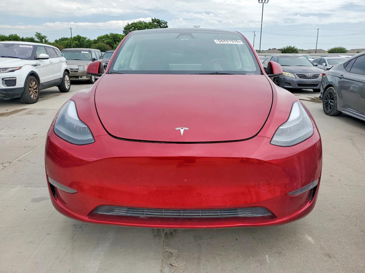 2024 Tesla Model Y - Фото 5