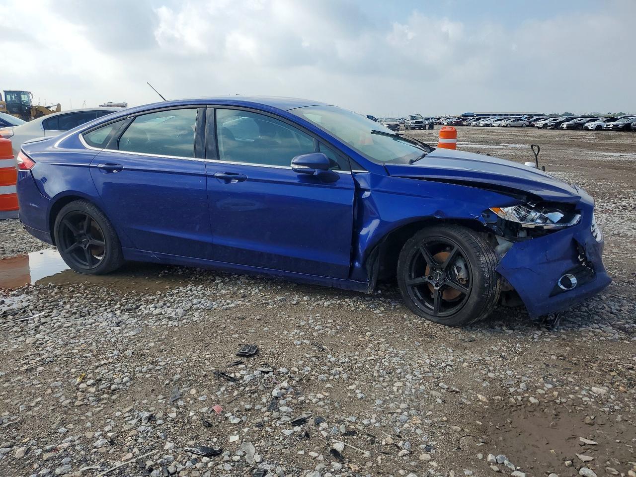 2015 Ford Fusion Se - Фото 4