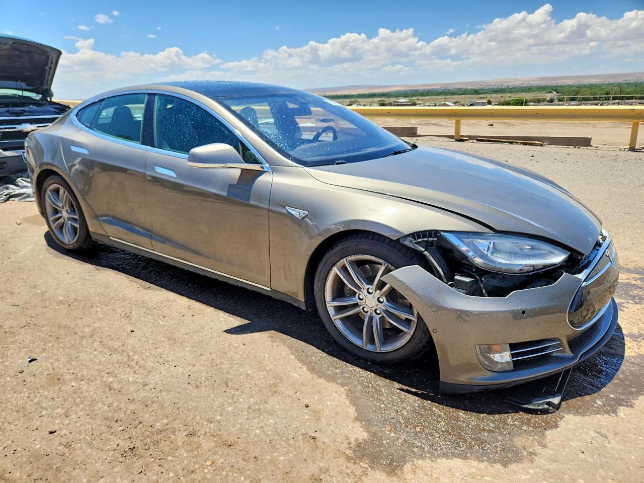 2015 Tesla Model S 70D - Image 4