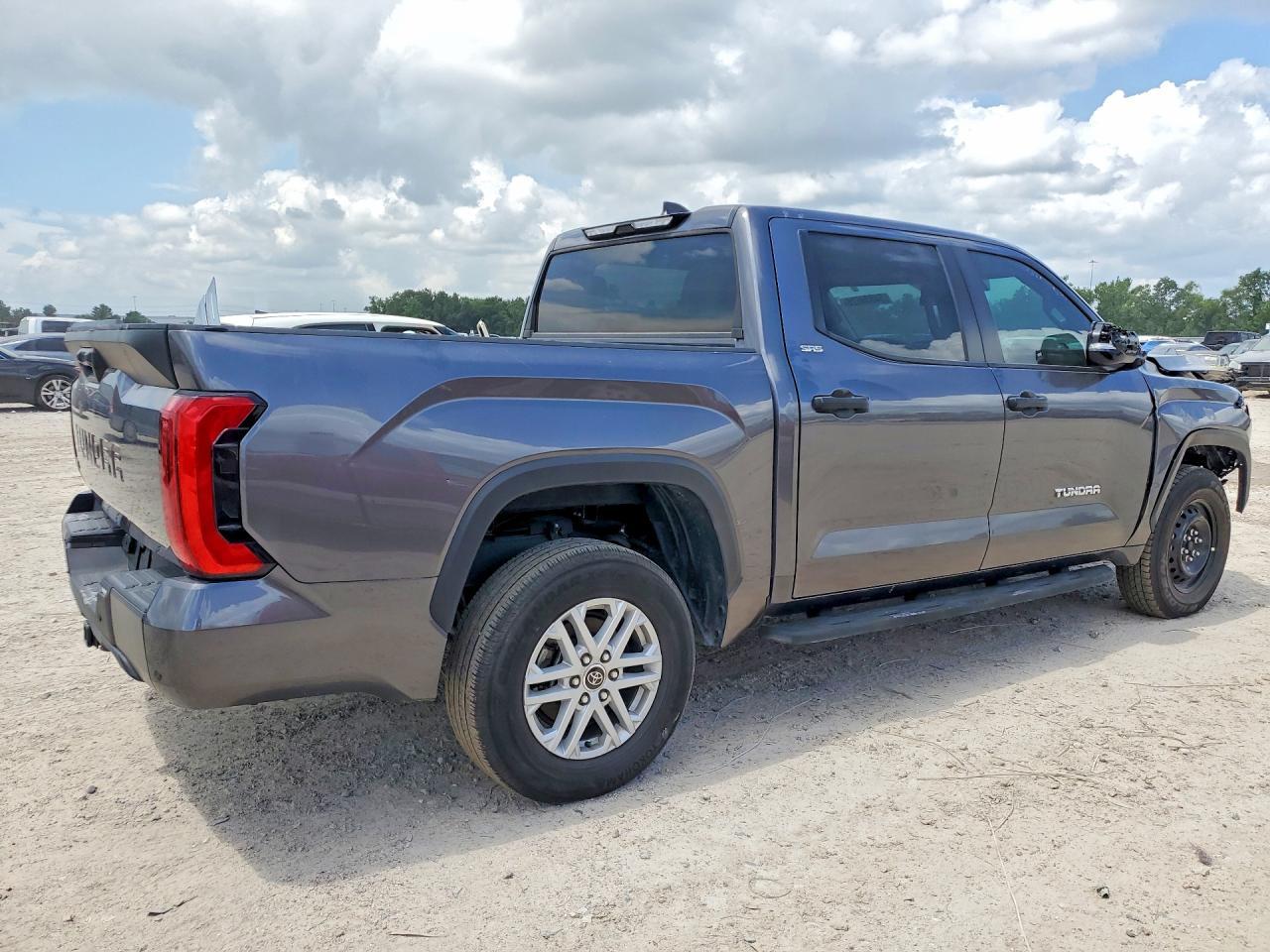 2024 Toyota Tundra Crewmax Sr - Фото 3
