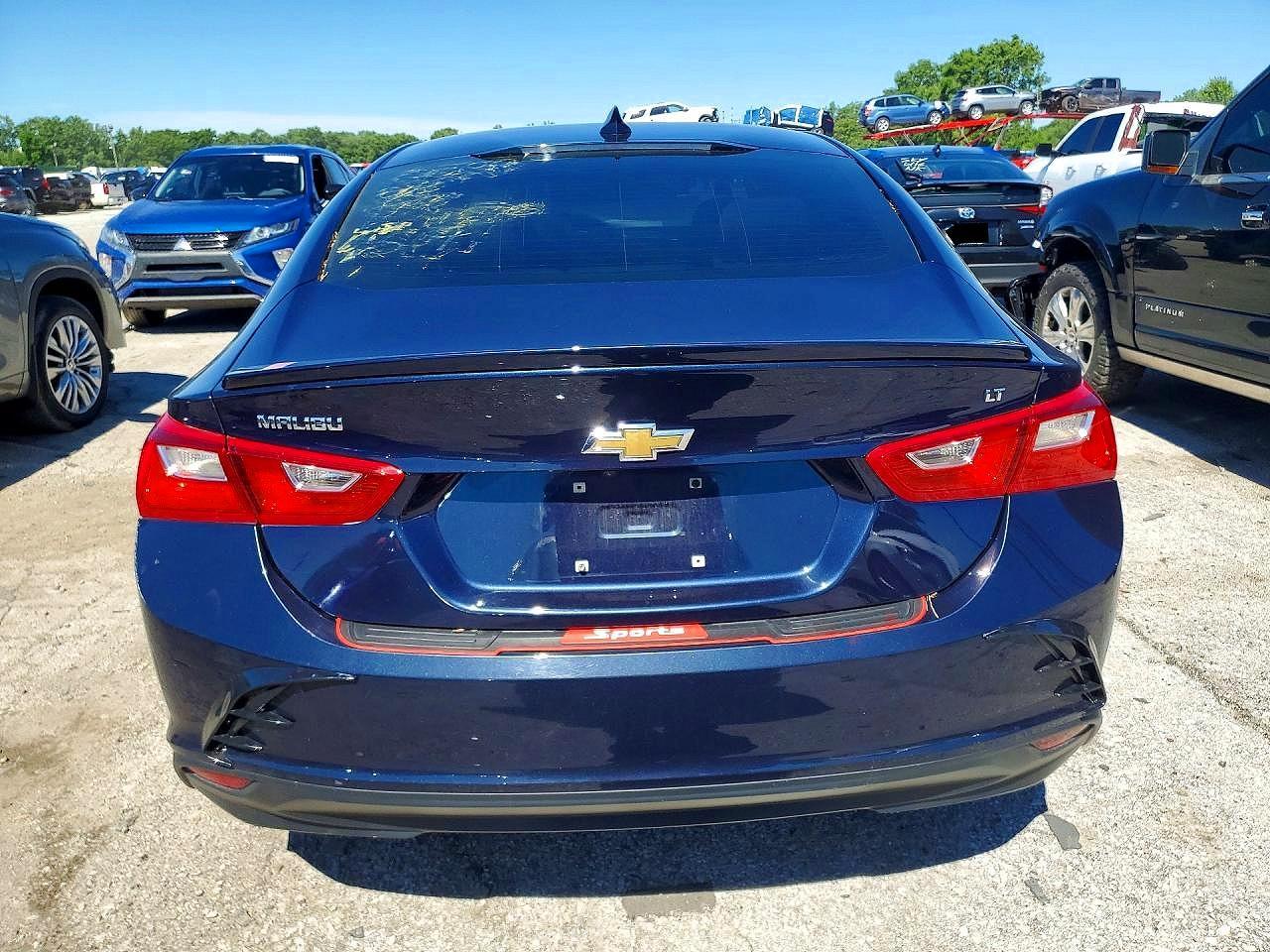2017 Chevrolet Malibu Lt - Image 6