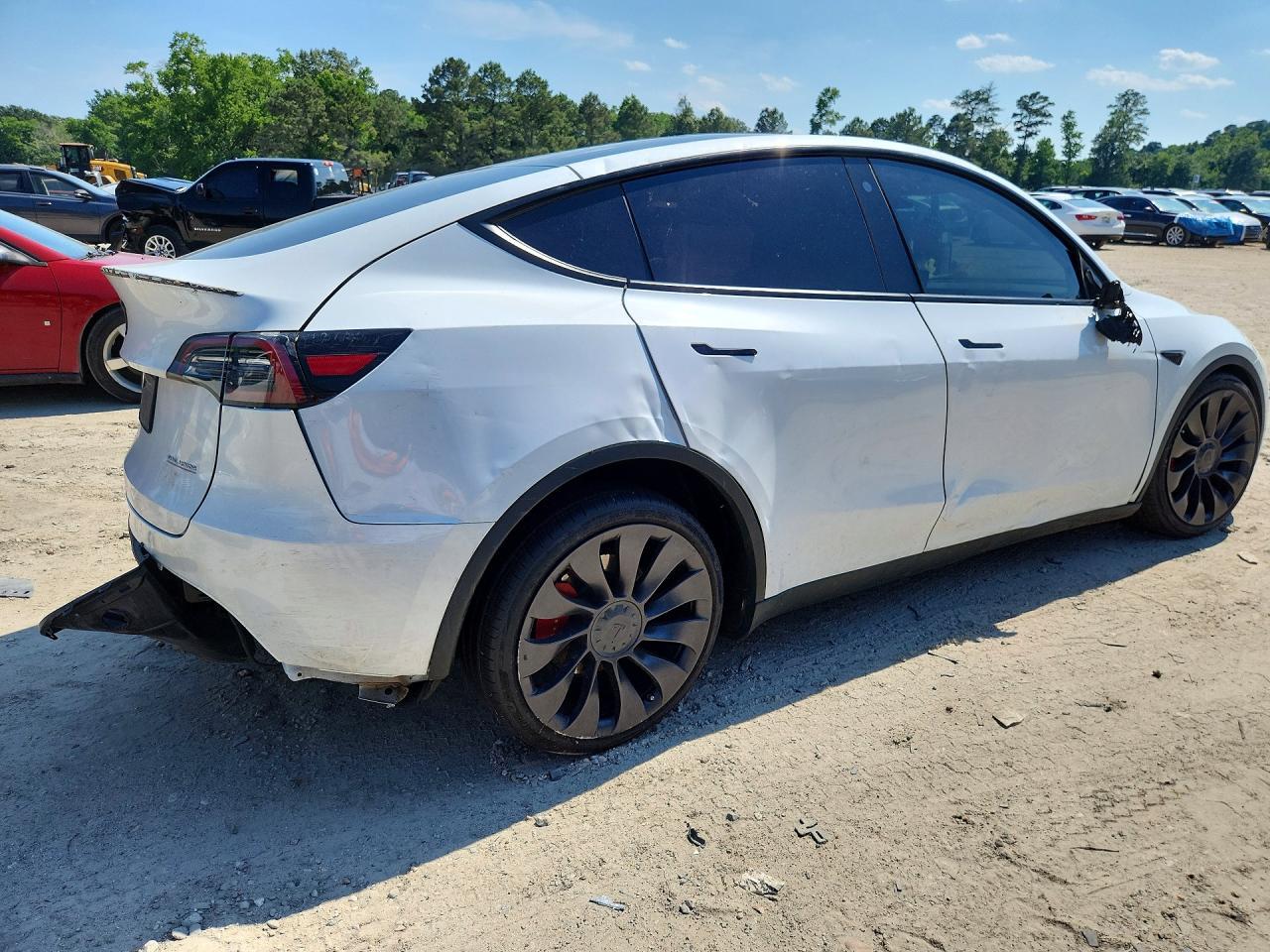 2023 Tesla Model Y - Фото 3