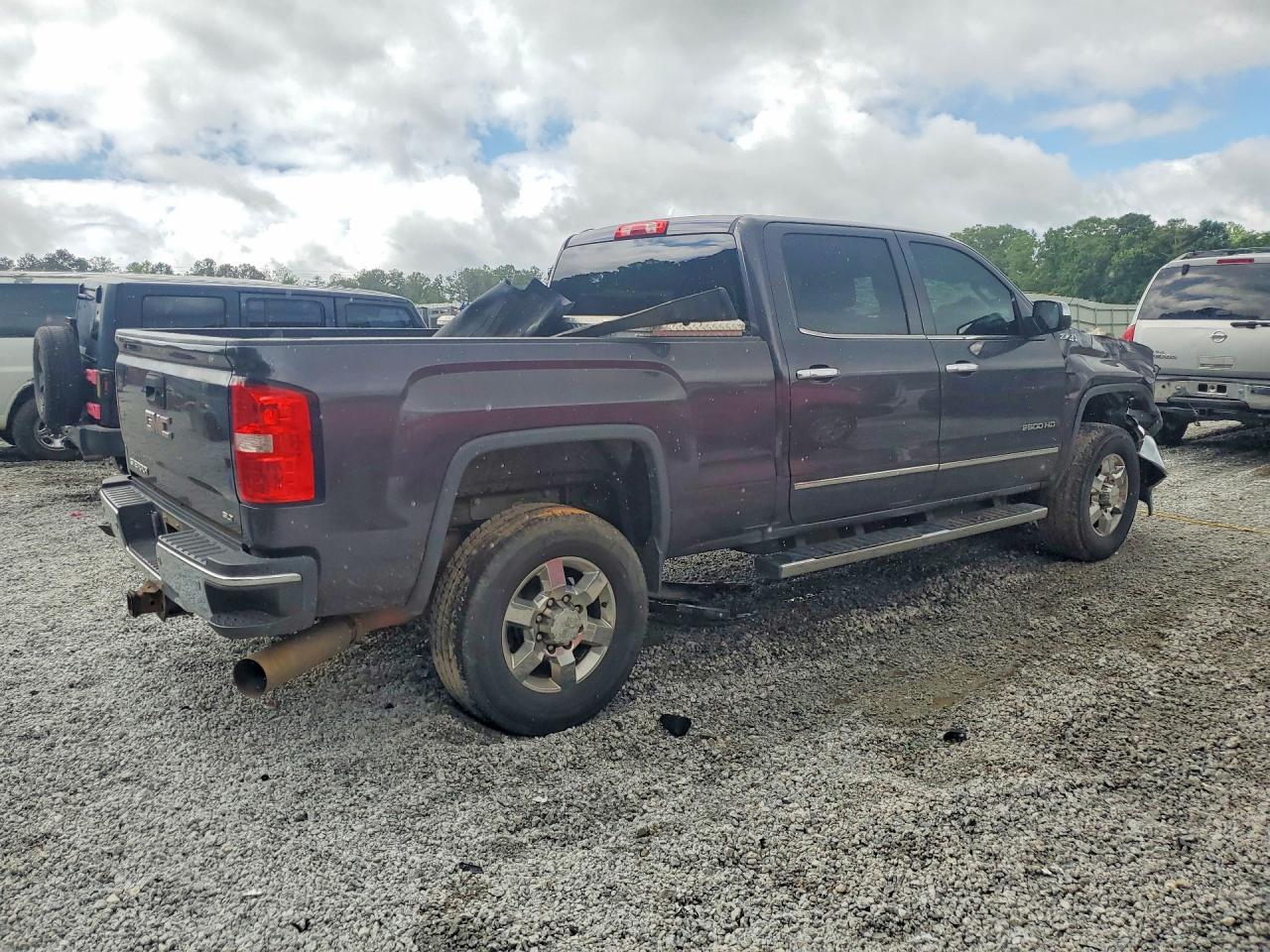 2015 GMC Sierra K2500 Slt - Image 3