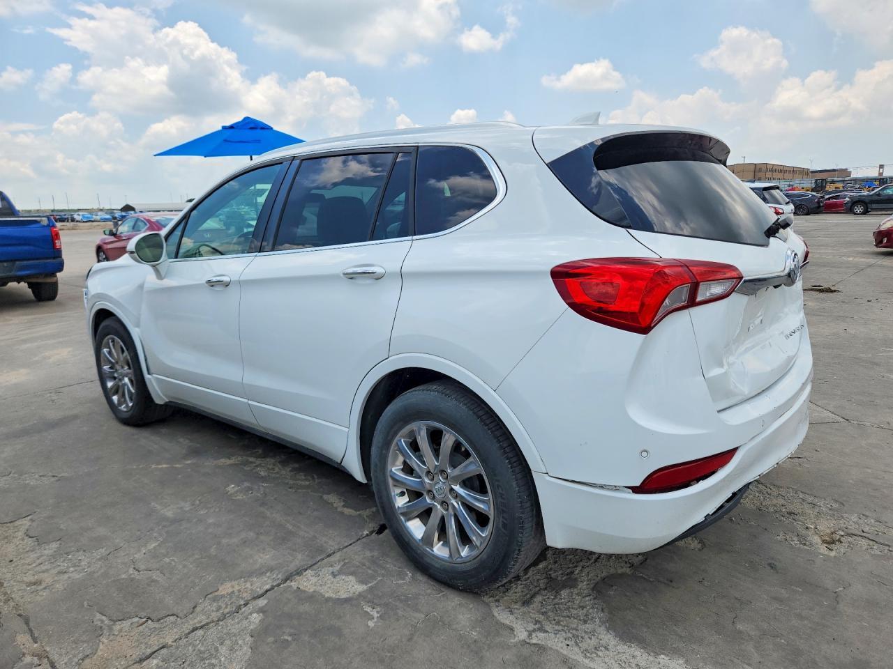 2020 Buick Envision Essence - Фото 2
