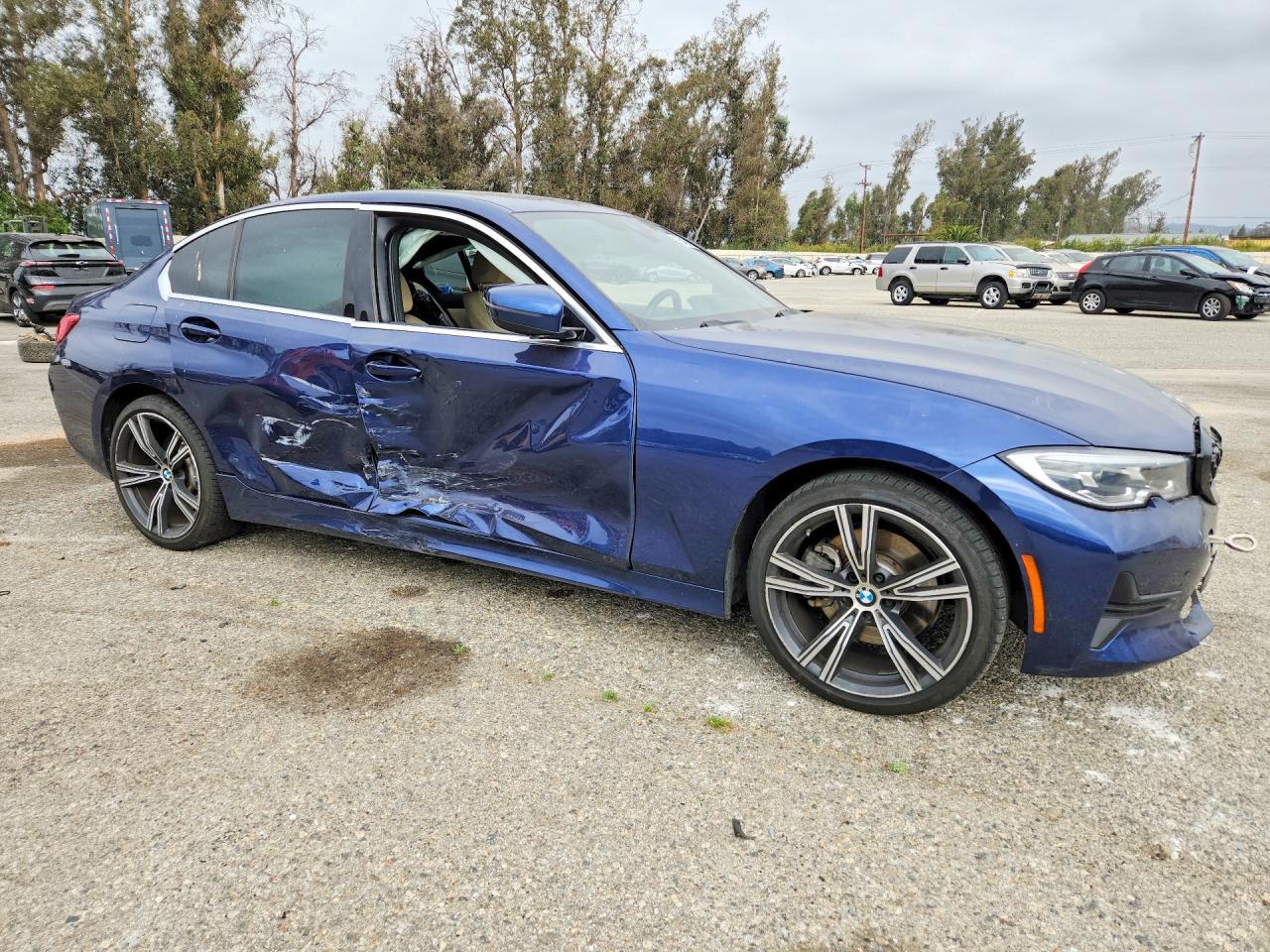 2020 BMW 330I - Image 4