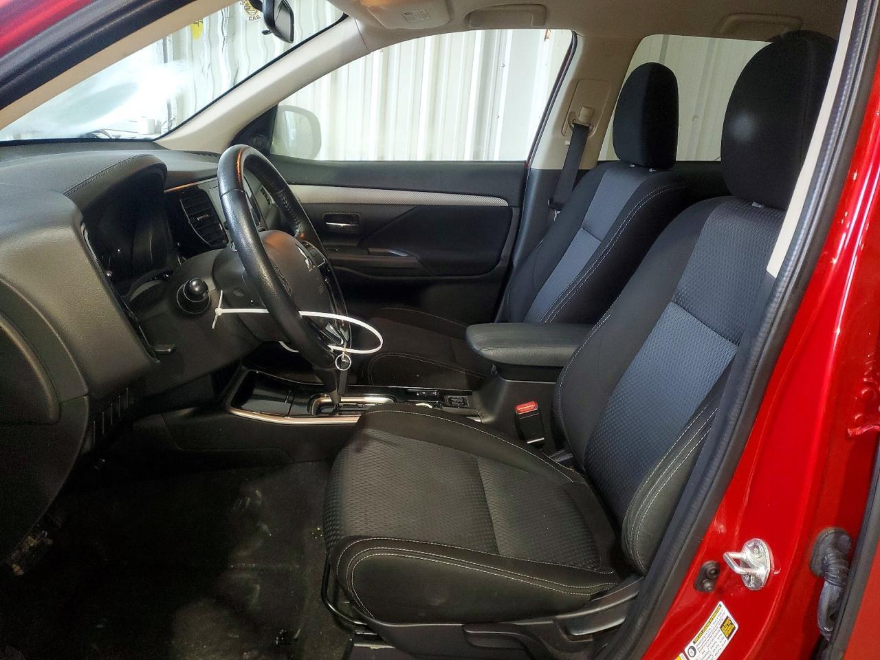 2018 Mitsubishi Outlander Se - Фото 7