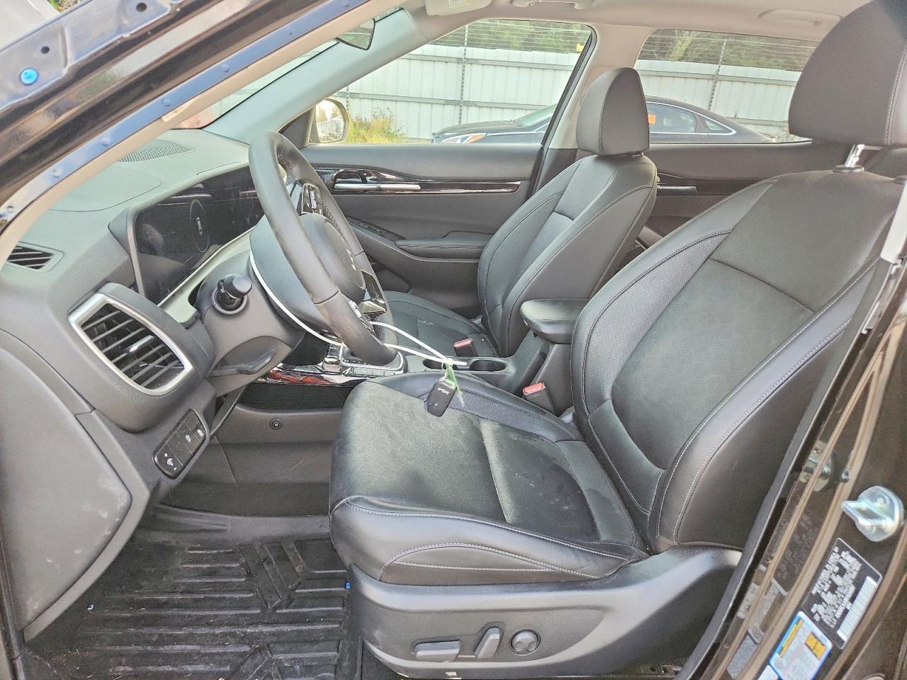 2024 Kia Seltos Ex - Image 7