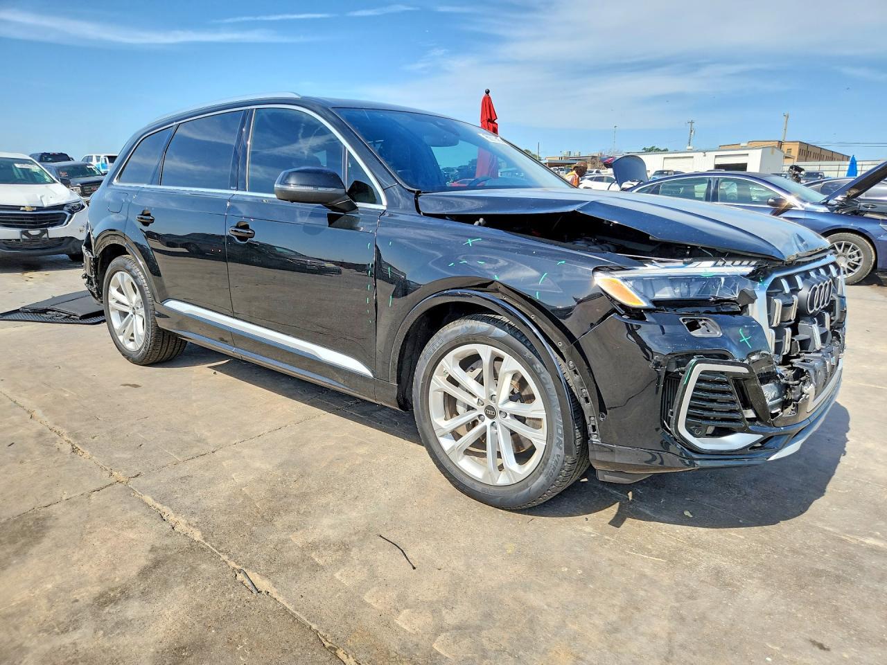2025 Audi Q7 Prestige - Image 4