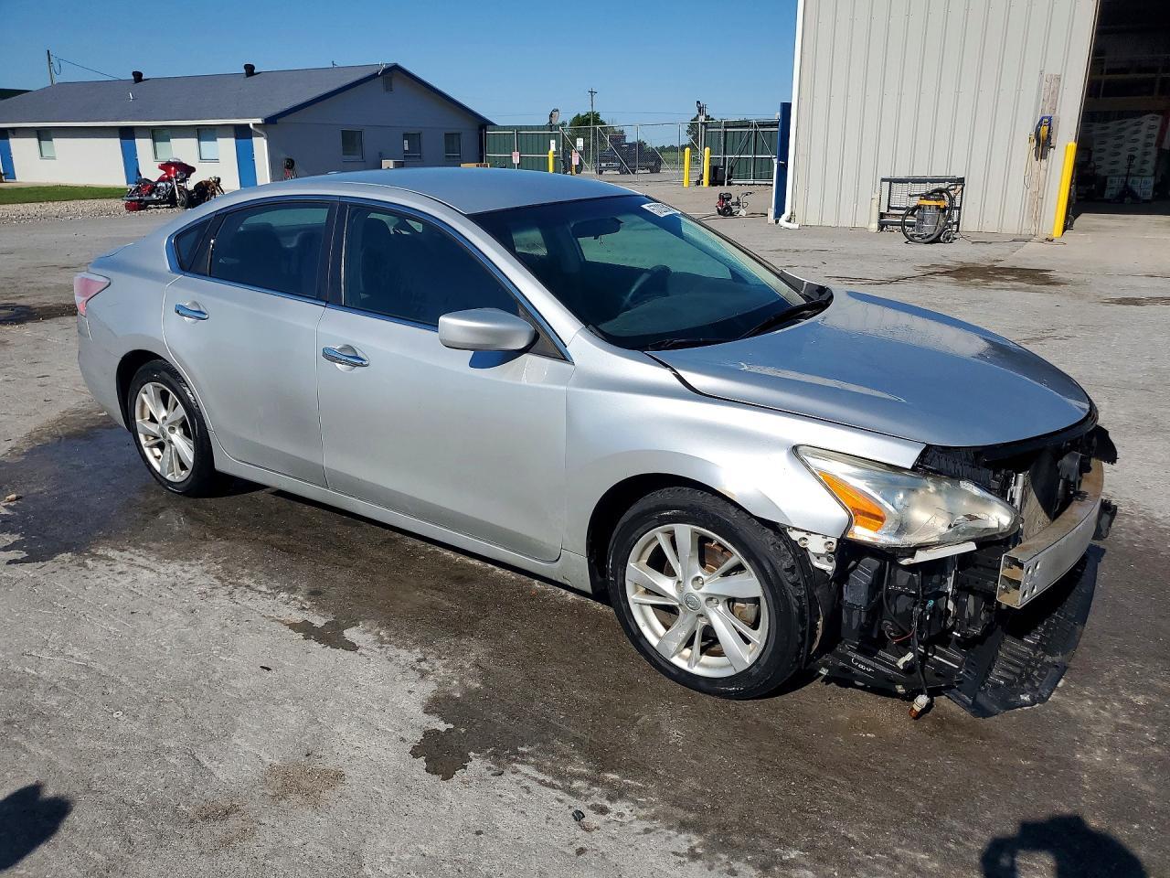 2013 Nissan Altima 2.5 - Image 4