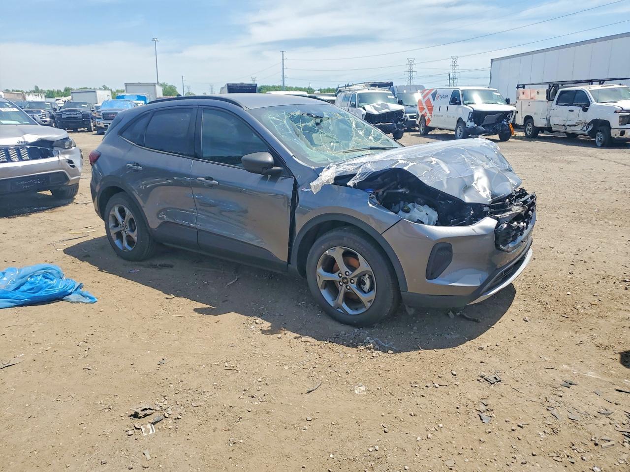 2025 Ford Escape St Line - Image 4