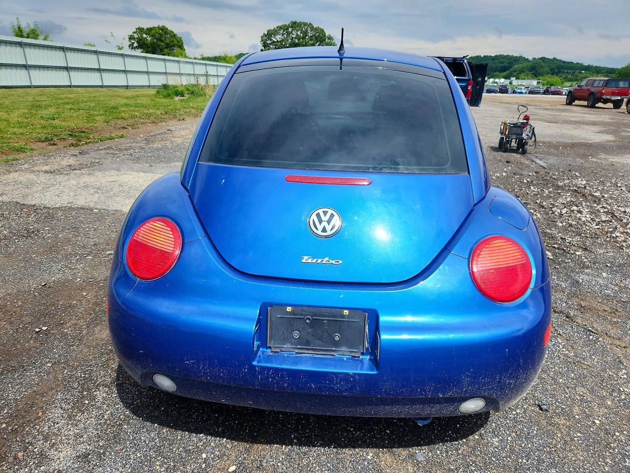 2003 Volkswagen New Beetle Gls - Image 6