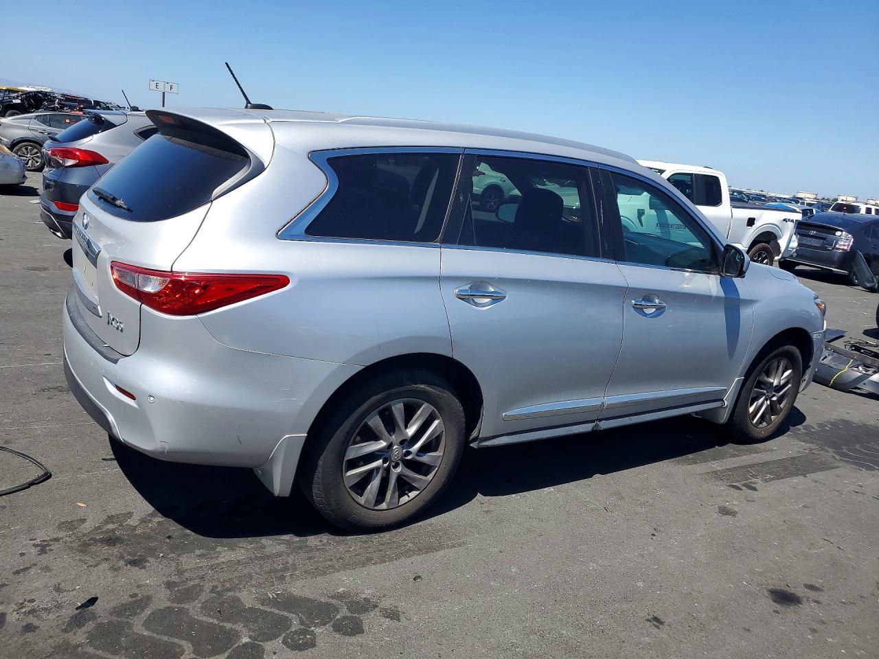 2013 Infiniti Jx35 Base - Фото 3