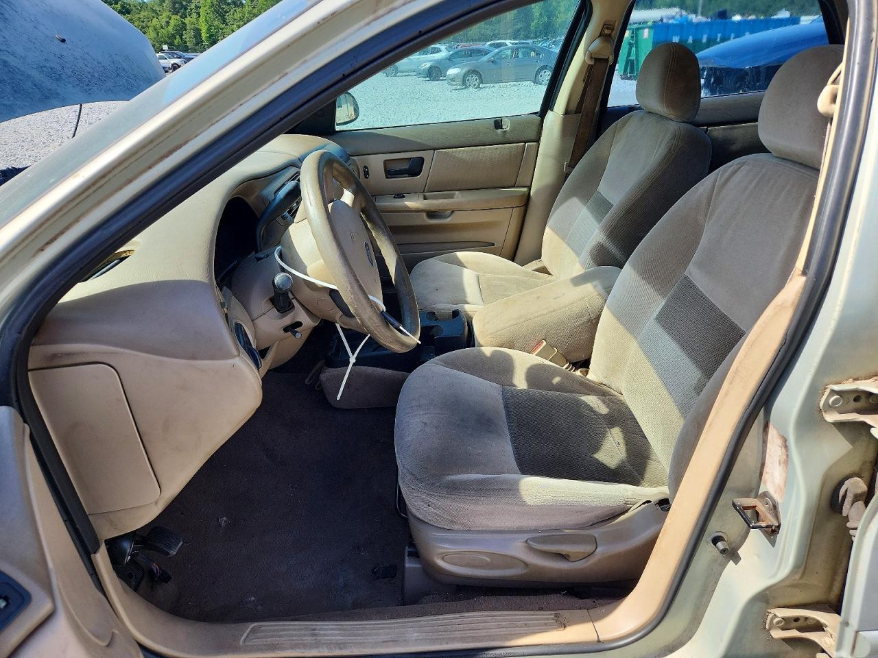 2004 Ford Taurus Se - Image 7