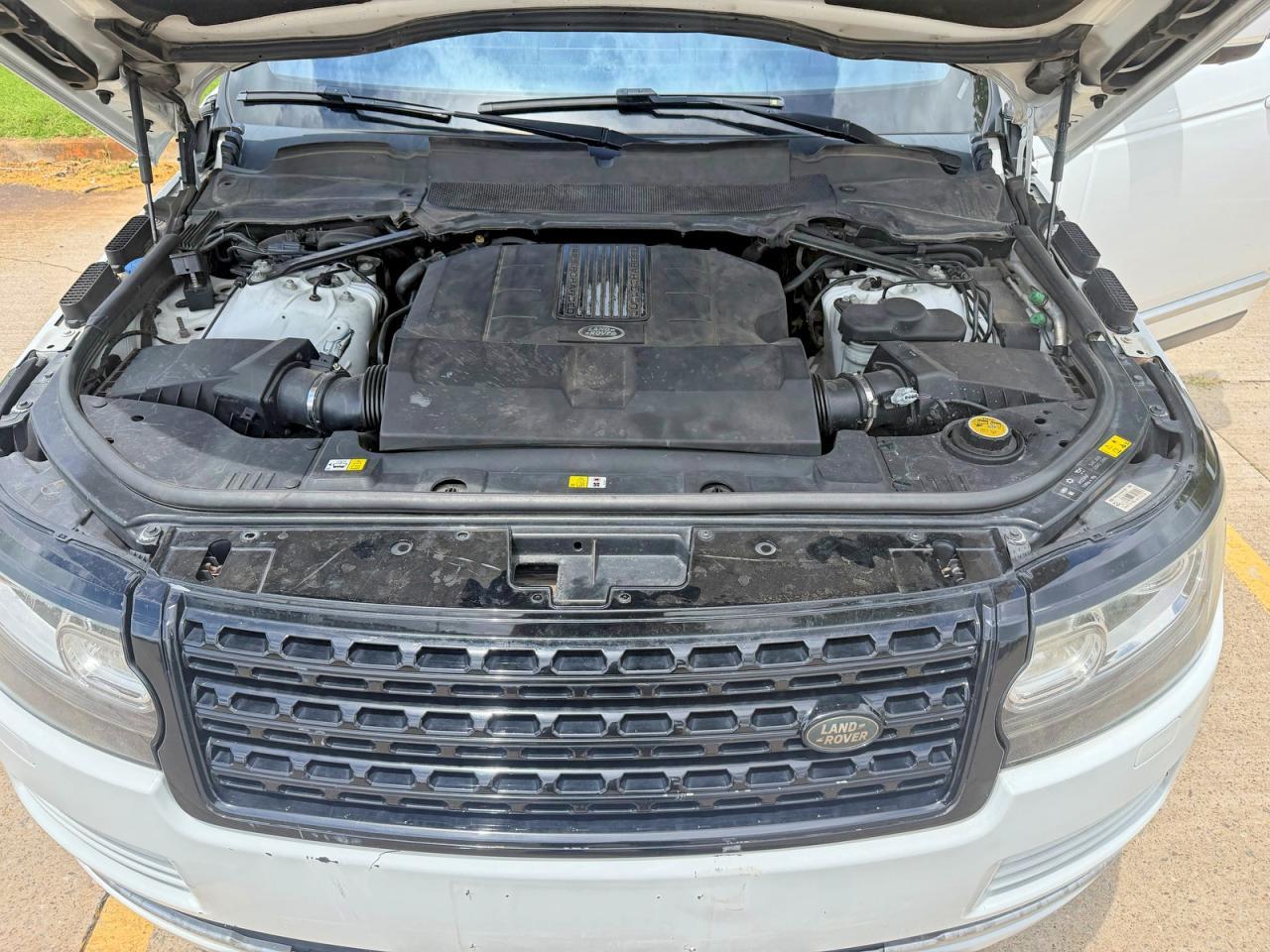 2017 Land Rover Range Rover Supercharged - Image 7