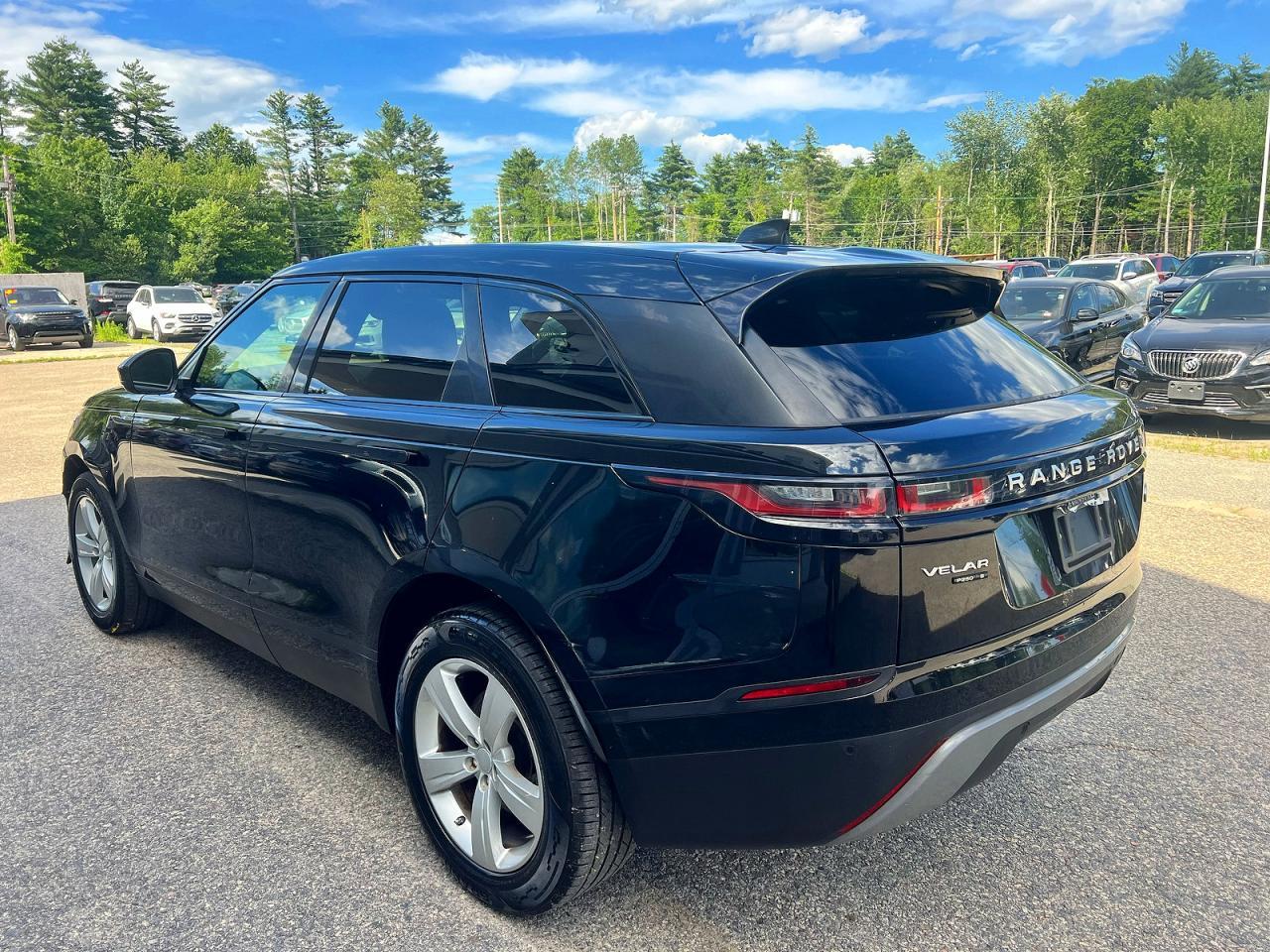 2020 Land Rover Range Rover Velar R-Dynamic S - Image 3