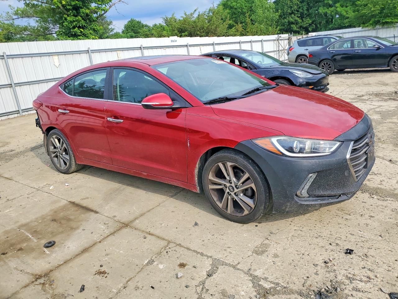 2017 Hyundai Elantra Limited - Image 4