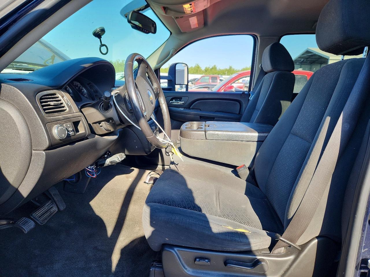 2007 Chevrolet Avalanche C1500 - Image 7