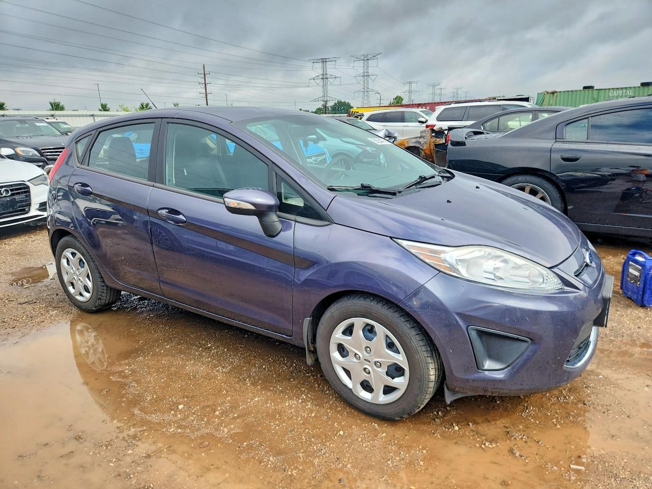 2013 Ford Fiesta Se - Фото 4
