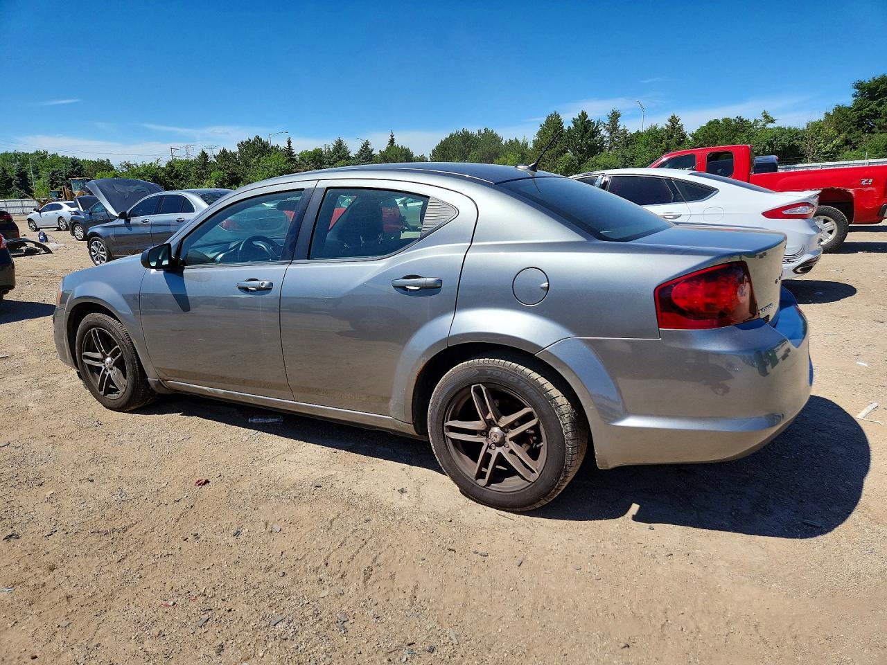 2013 Dodge Avenger Se - Фото 2