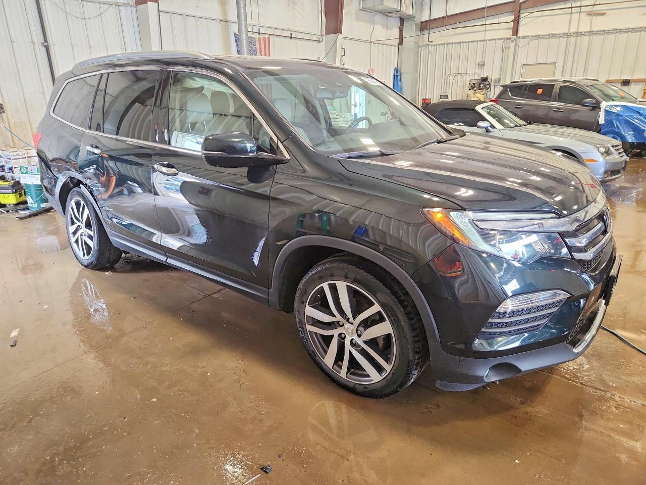 2018 Honda Pilot Elite - Image 4