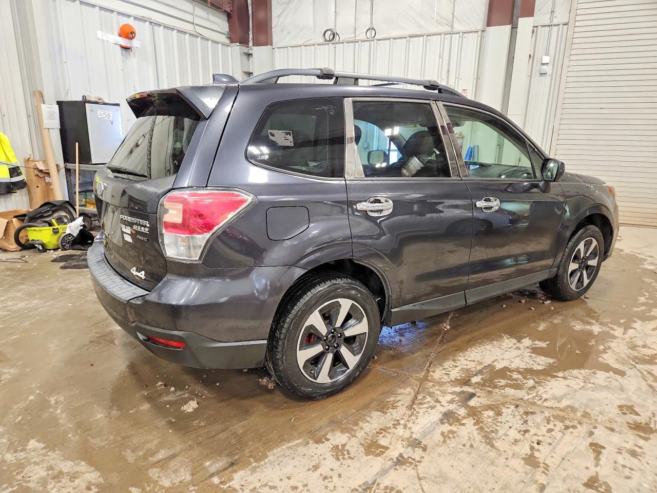 2017 Subaru Forester 2.5I Premium - Image 3