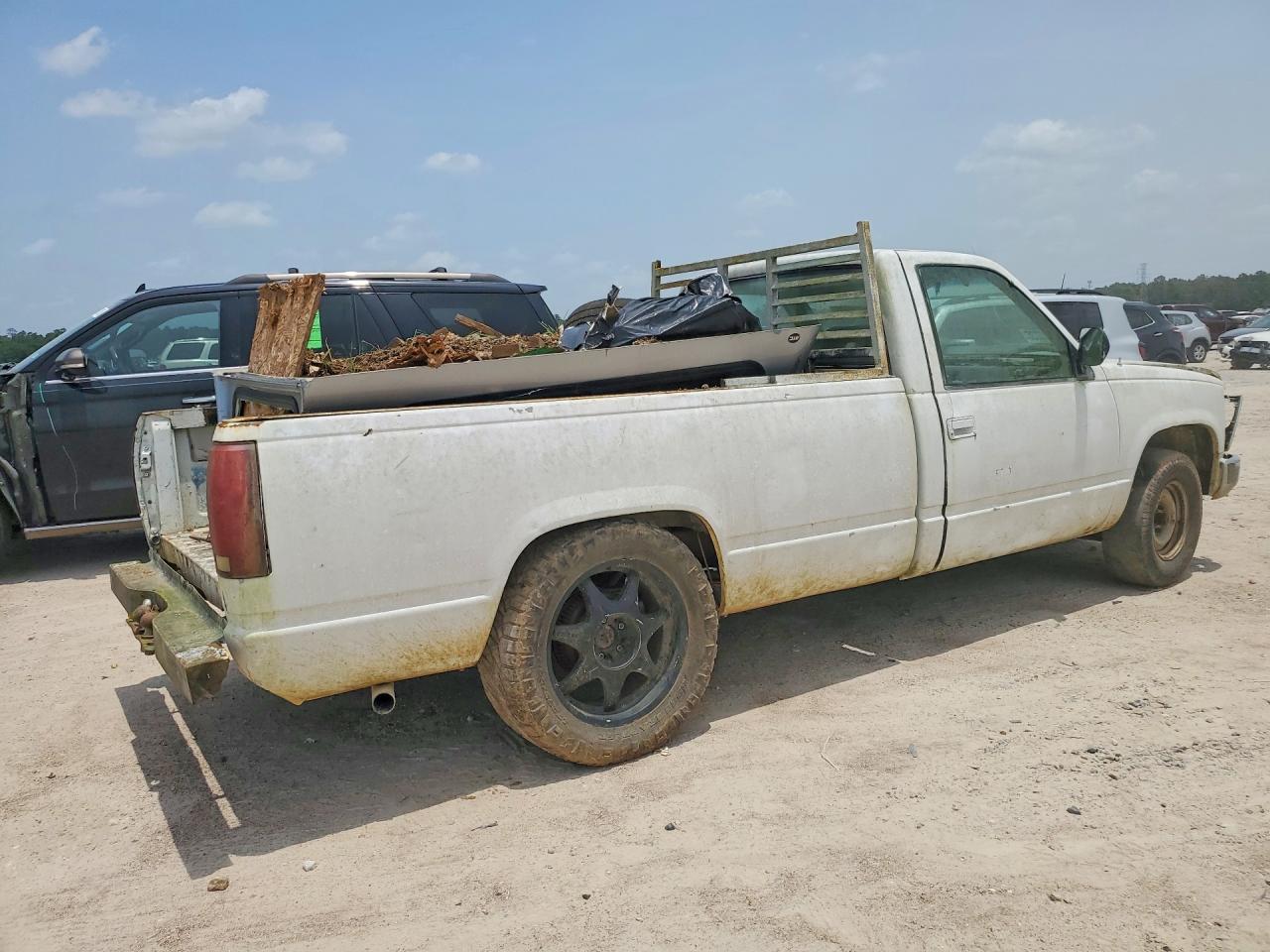 1992 Chevrolet Gmt-400 C1500 - Фото 3