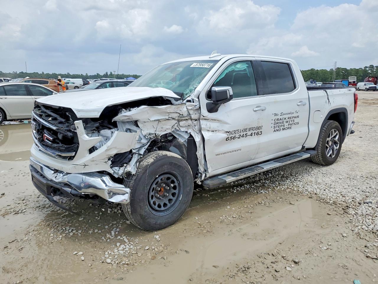 2024 GMC Sierra K1500 Slt