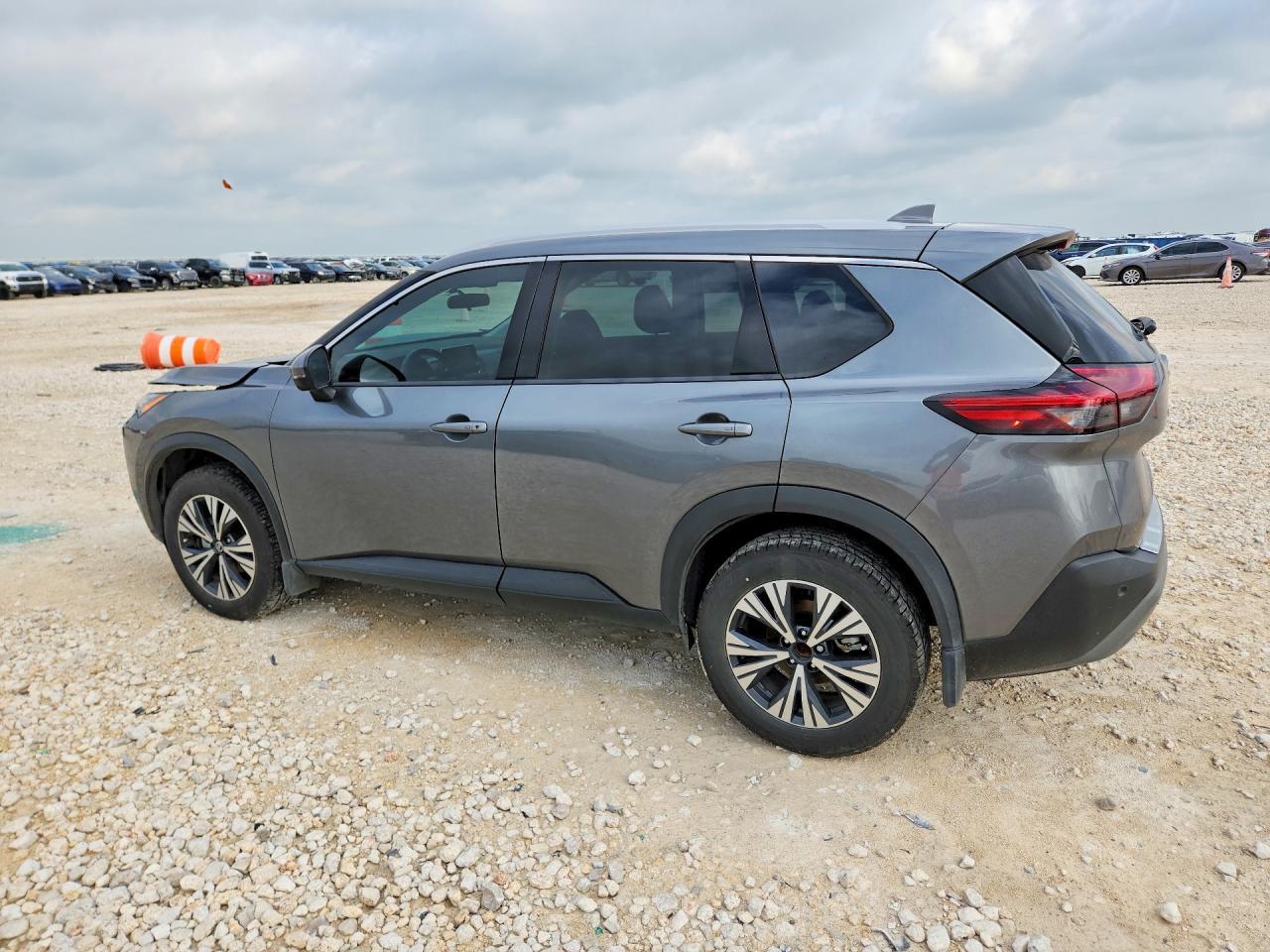 2021 Nissan Rogue Sv - Фото 2