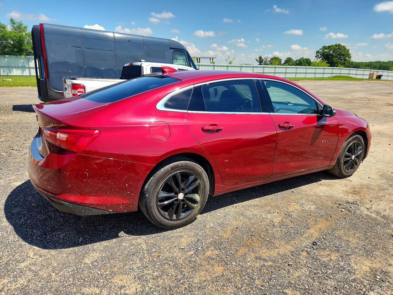 2018 Chevrolet Malibu Lt - Фото 3
