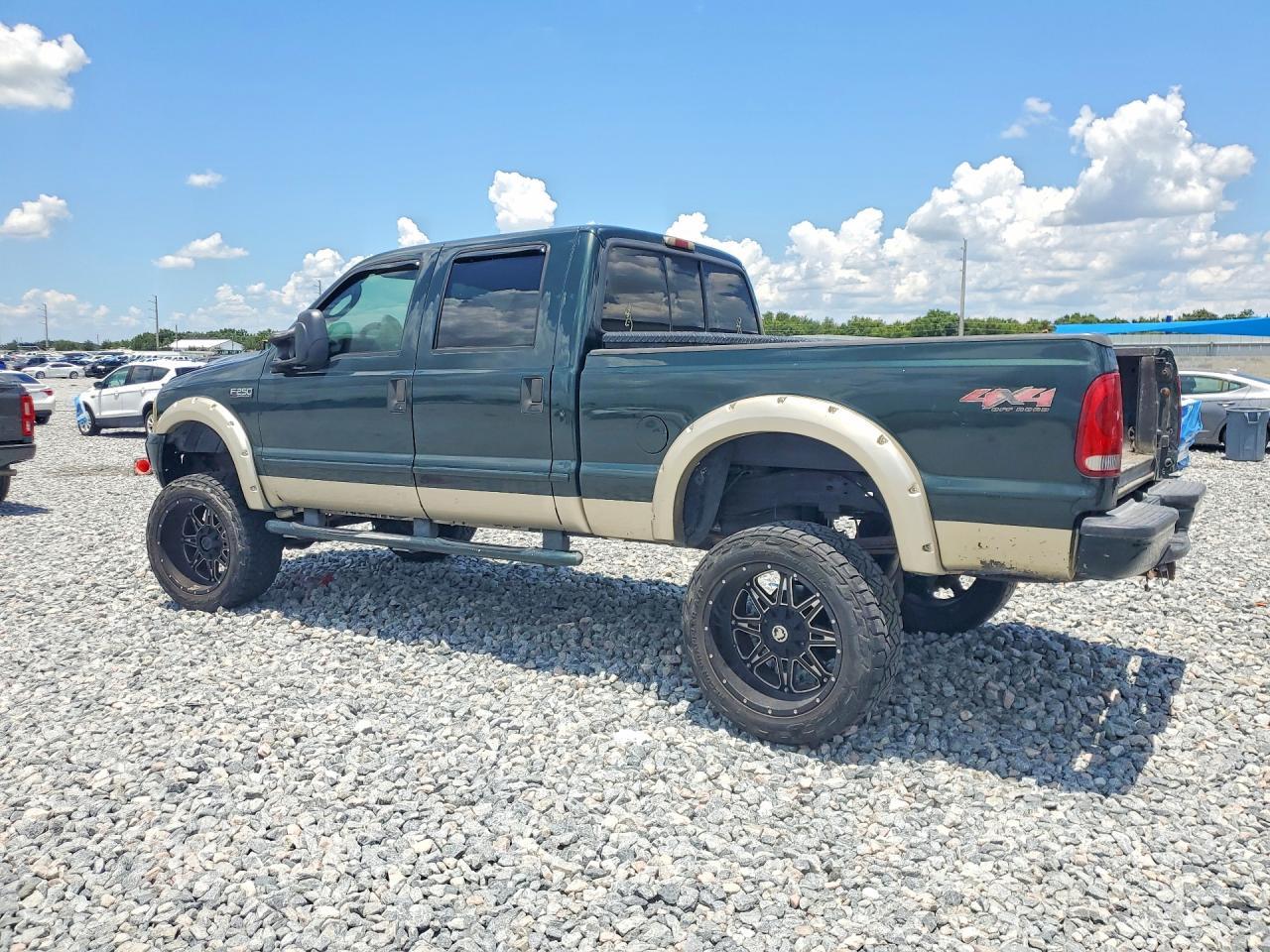 2003 Ford F250 Super Duty - Image 2