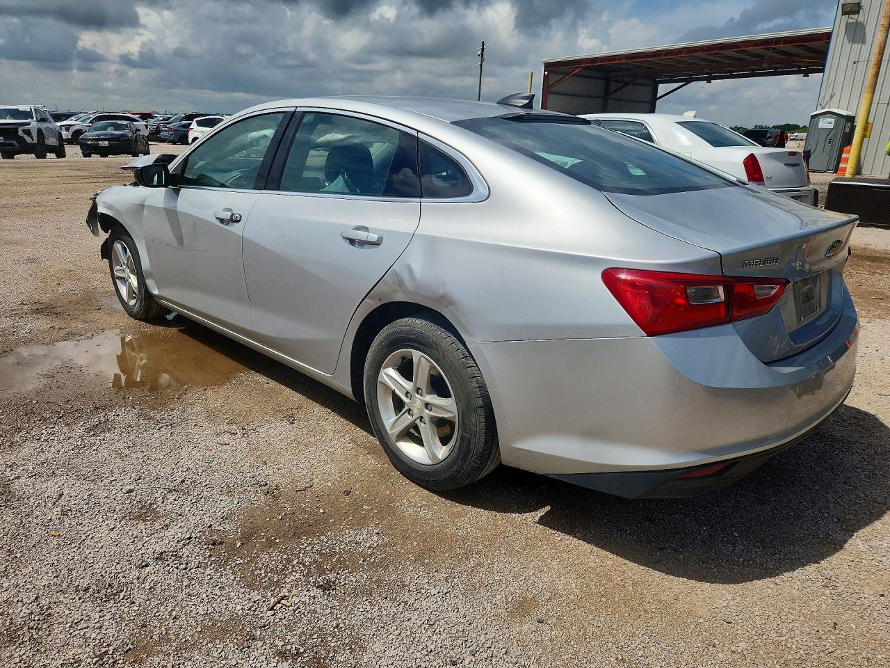 2022 Chevrolet Malibu Ls - Image 2